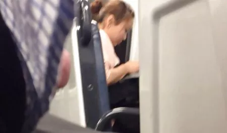 Fotocamera mogli disinibite in bagno la rimozione di un buon viso-grandi tette