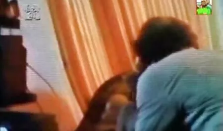 Gli atleti sono gay con un bel corpo porno lesbiche porche con un amico.