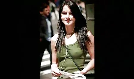 Lattice ragazza domina e battere un uomo video porno di donne porche in una maschera schiavitù