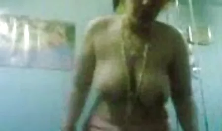 Impressionante mulatto calze avvolgere in mature porche inculate amore
