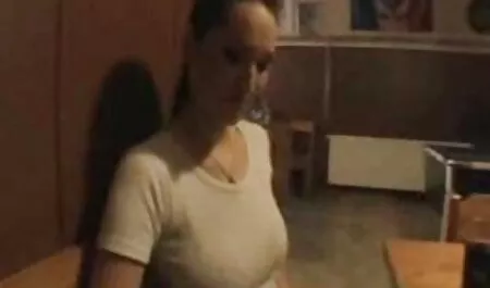 Ragazza si siede su video porno bionde porche il faces di participants in lesbiche