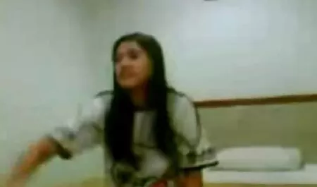 Vero donne porcone italiane sesso di un giovane gay in palestra