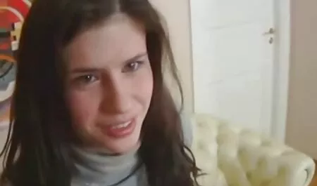 Bello con grande bella figa donne porcone porno carezze