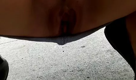 Mosca, senza mutandine in posa in foto nonne porche lingerie