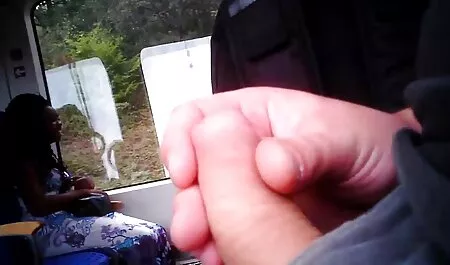 Dai tacchi alti Padrona prende in giro il porno gratis donne porche suo amante.