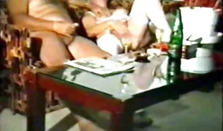 Interessante video video porno mogli porche su ciò che accade dietro le riprese del sesso