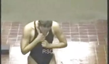 Due ragazze inglesi quando signore anziane porche hanno un bel sesso