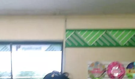 Prima di nonne zozze andare in pensione, giovane bastardo.